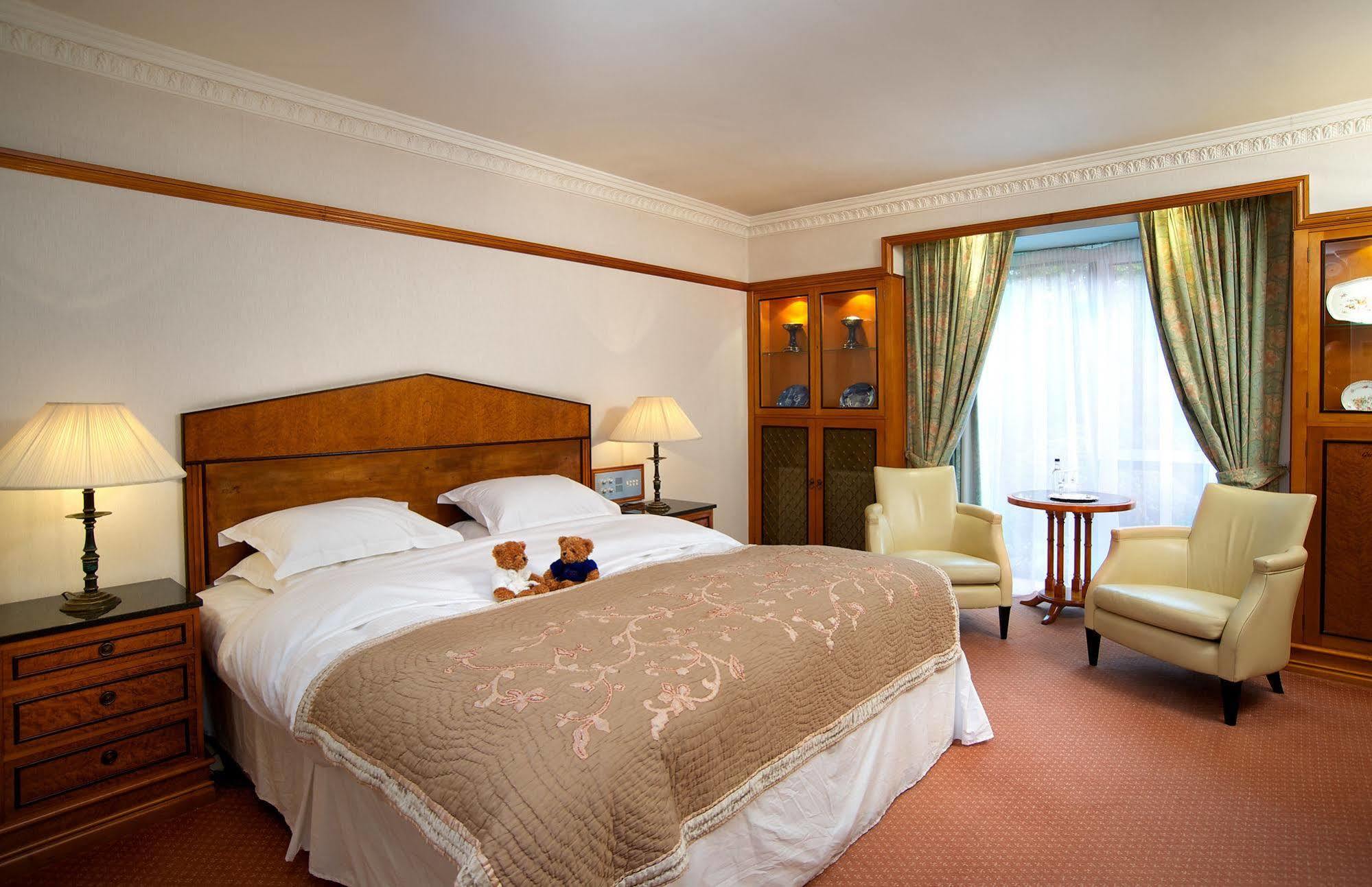 מיידנהד Fredrick'S Hotel Restaurant Spa מראה חיצוני תמונה